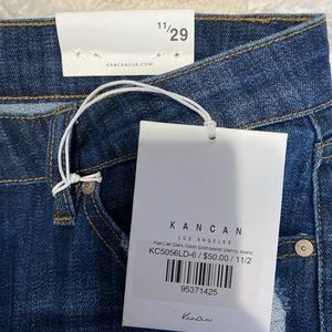 Women’s Distressed Skinny Jeans